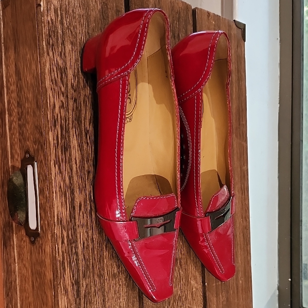 Tod's Red Leather Flats with Buckle Detail
